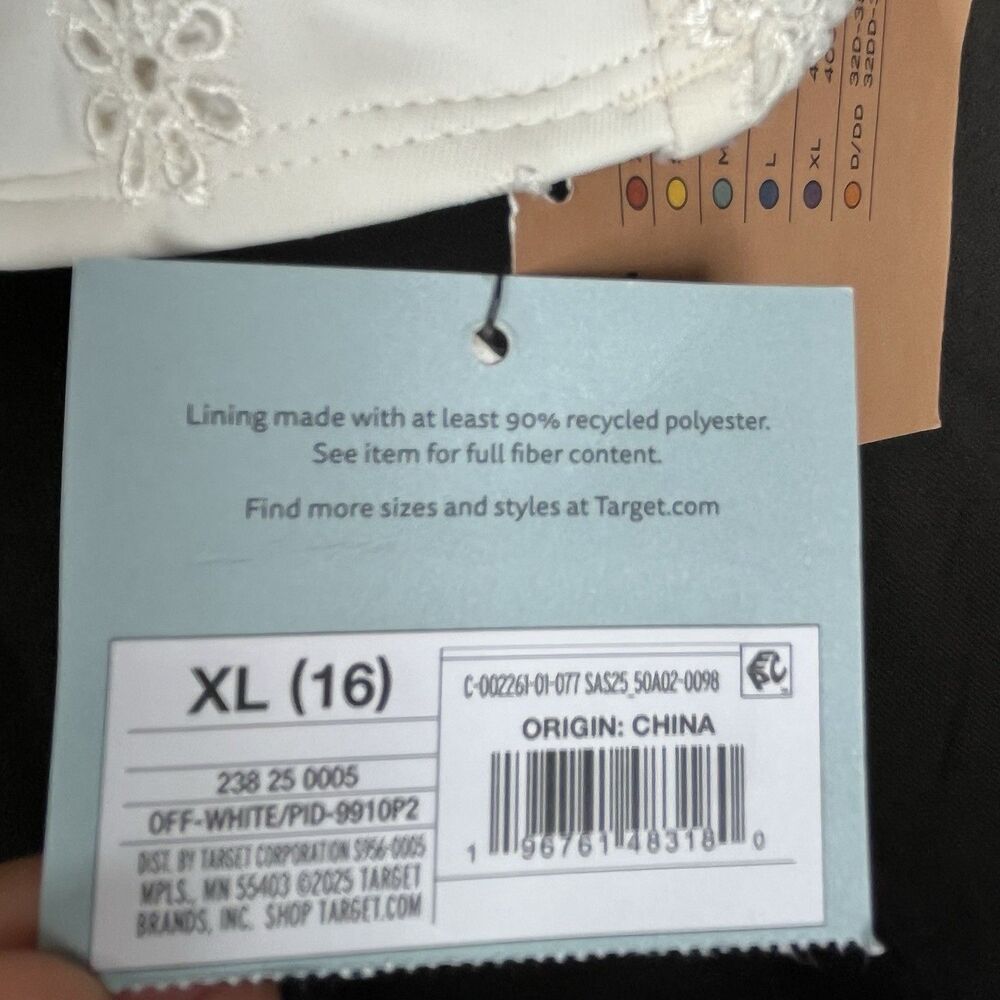 Removable padding - Picture 7 of 10